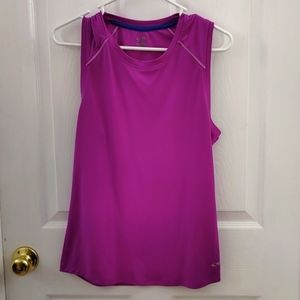 Champion semi fitted exercise tank size L